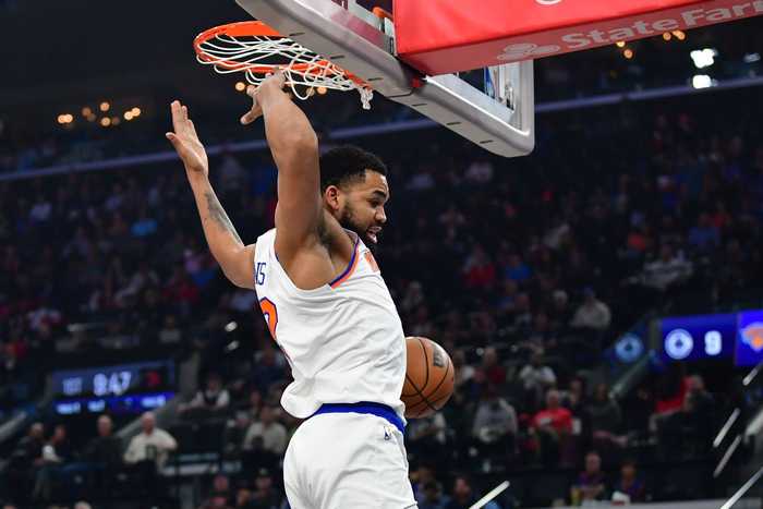 我咋这么高呢！唐斯两分球10中7得17分12板2助1断1盖帽